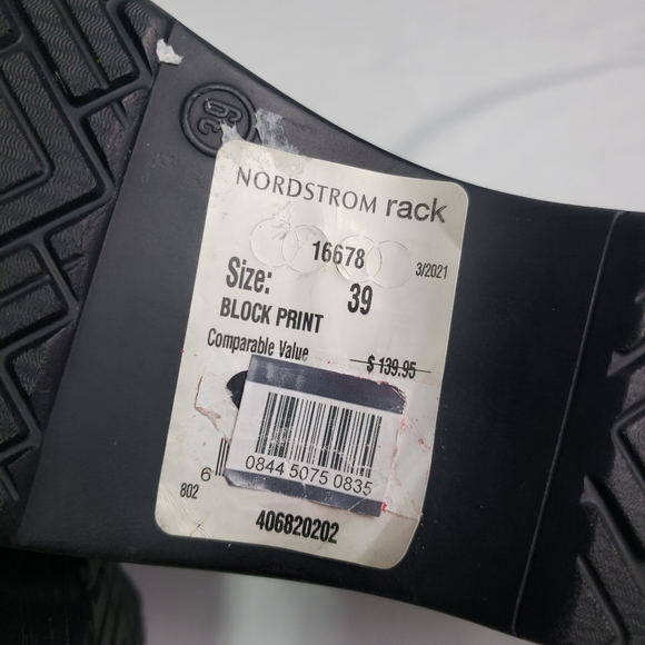 Dansko Professional Nurse's Shoes Block Print Patent Leather Clogs - Picture 10 of 12